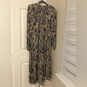 Women’s floral printed maxi dress